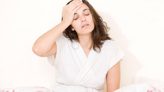 Почему при беременности болит голова и какие меры предпринимать