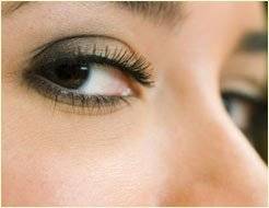 Ежедневный макияж для каре-зелёных глаз